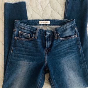 Flying Monkey Ankle Crop Jeans // 26